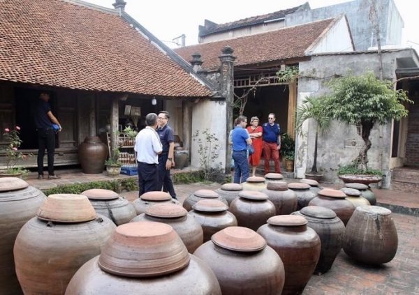 Giới thiệu về làng nghề rượu Phú Lộc - Hải Dương 1