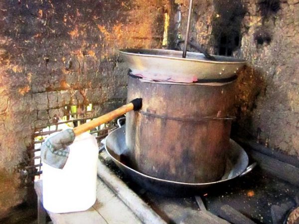 Làng nghề nấu rượu truyền thống: Kiên Lao Tổng 1